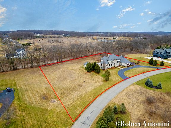 4th image of 5825 Montreux Hills Dr