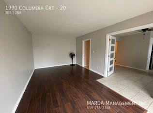 1990 Columbia Ct #20, Windsor, ON N9E1B1