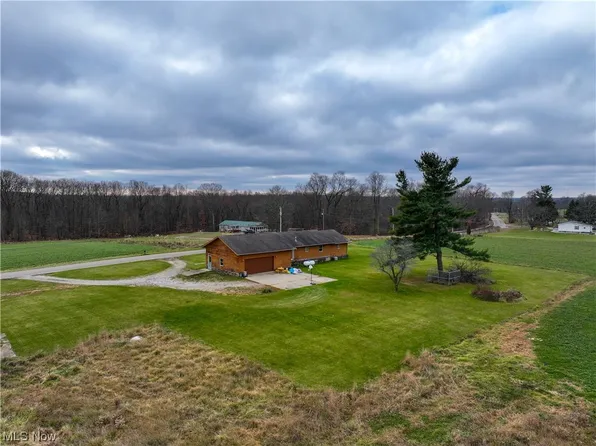 12701 County Road 6, Killbuck, OH 44637