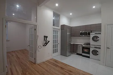 Rented by Platinum Properties