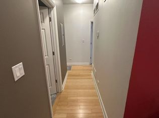 3377 N Kedvale Ave APT 3S, Chicago, IL 60641