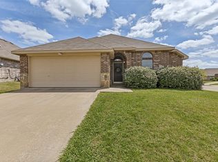 2242 Upcreek Ct, Dallas, TX 75253