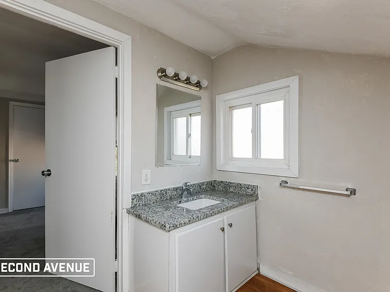 5118 Delford St — Photo 12