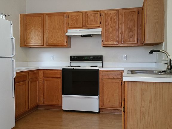 4th image of 1710 NW 7th St APT 401