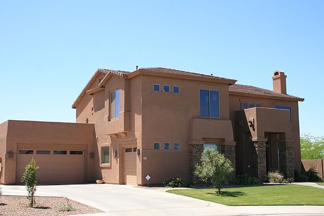 1st image of 761 E Birchwood Pl