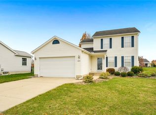 38273 Pebble Lake Trl, North Ridgeville, OH 44039