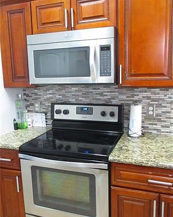 4th image of 103 Nicole Dr