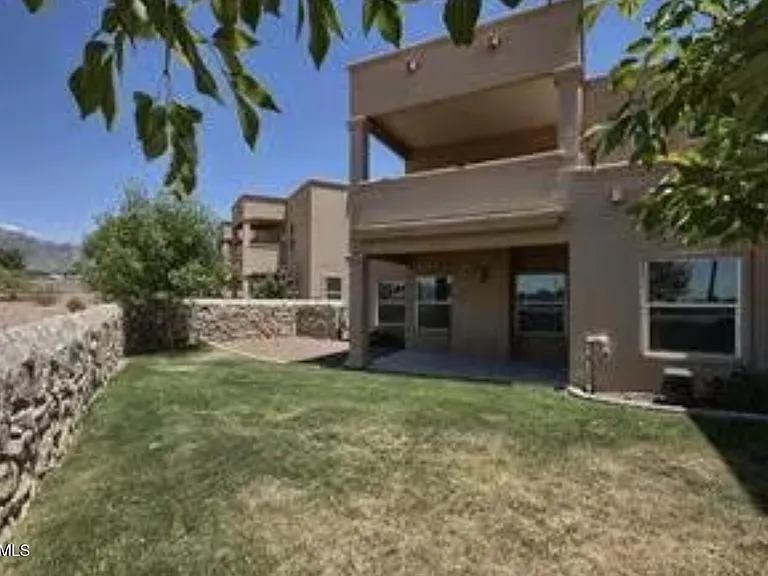 533 Green Village Ct — Photo 2