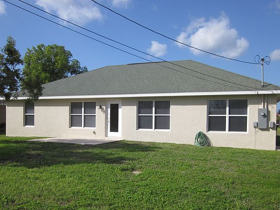 3rd image of 3319 SW 12th Ave