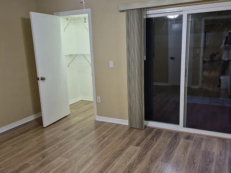 Walton Cir — Photo 12