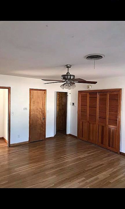 1st image of 1023 S 4th St