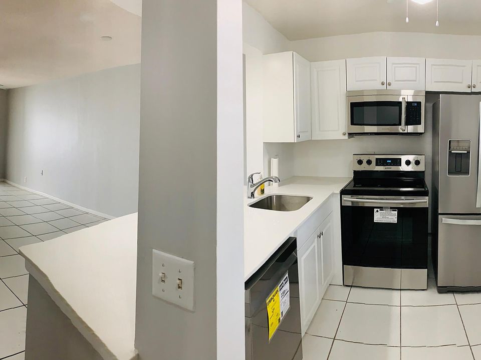 1st image of 2213 NE 1st Ct APT 201