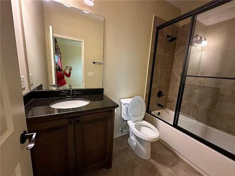 510 Lake Medlock Dr — Photo 45