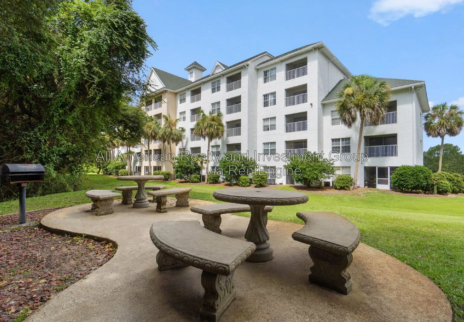 1 bed, 1.0 bath, 812 sqft, $1,690 — Photo 1