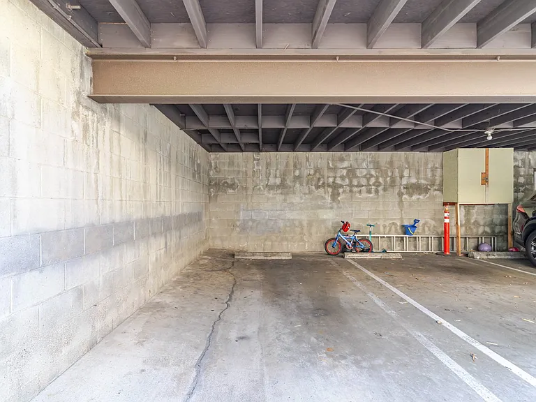 708 Porter St #3 — Photo 13