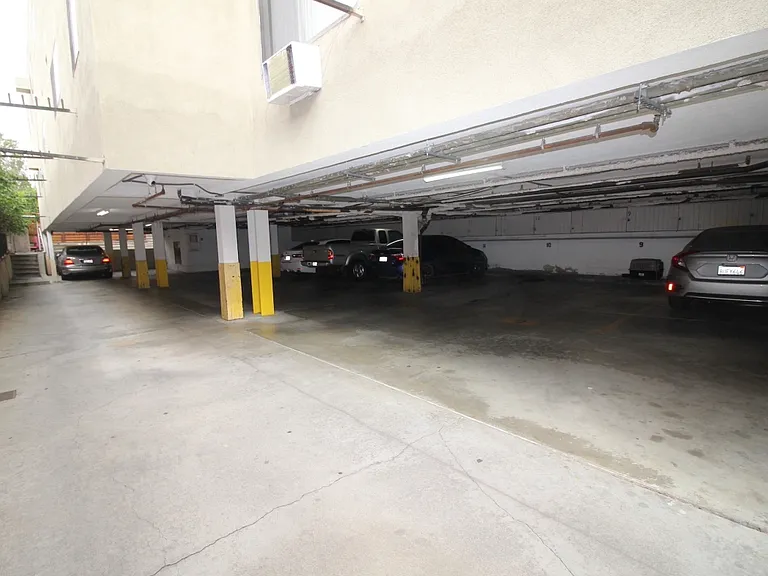 2515 Ocean View Ave #109 — Photo 10