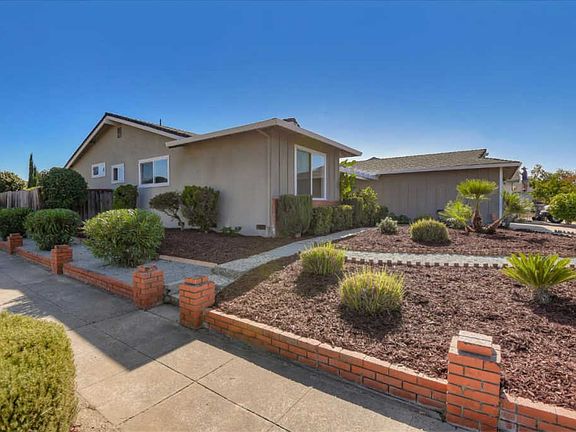3rd image of 5658 Lathrop Dr