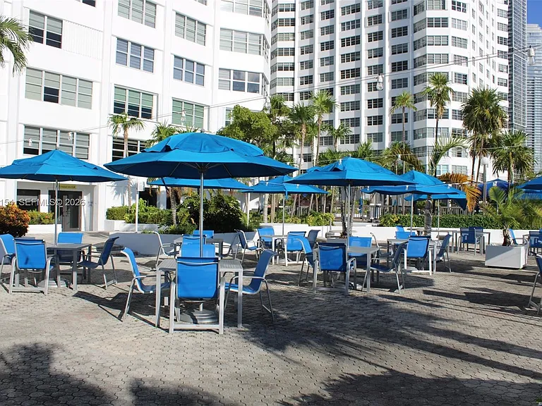 905 Brickell Bay Dr #623 — Photo 31