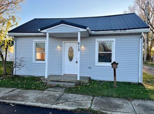 613 Delaware St, Washington Court House, OH 43160