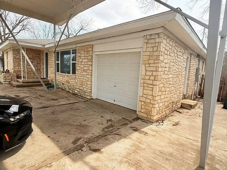 1114 Nix Rd — Photo 3