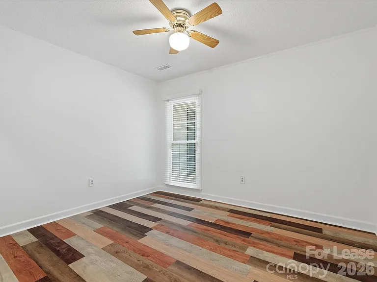 9437 Fairmead Dr — Photo 42