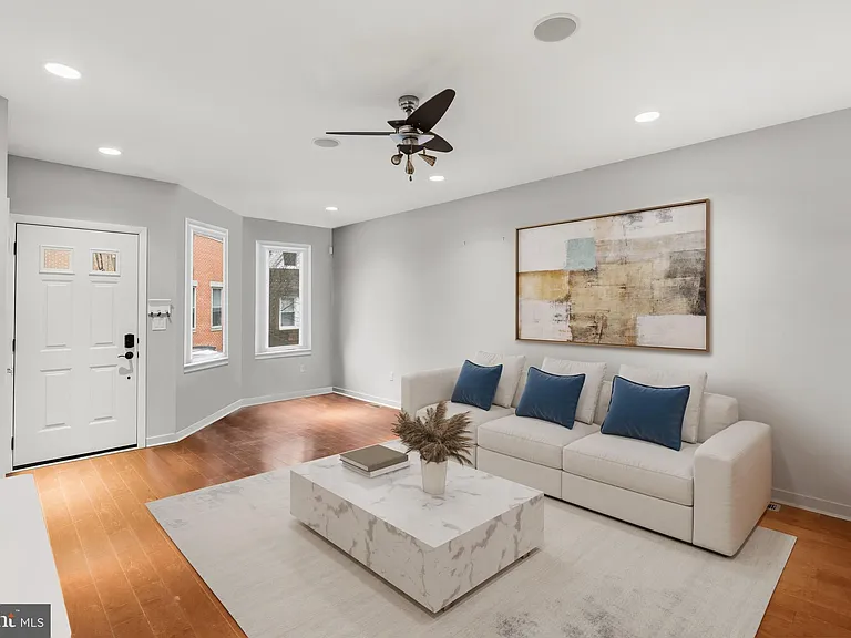 765 S 15th St — Photo 13