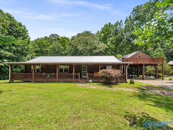 127 Robin Nest Ln, Fort Payne, AL 35968