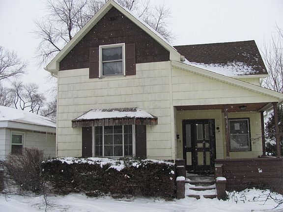 2nd image of 154 N Euclid Ave