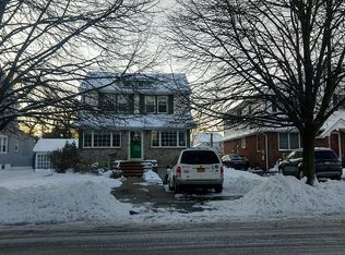 173 Carman Ave, East Rockaway, NY 11518