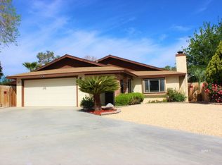 609 Lakeview Ct, Ridgecrest, CA 93555