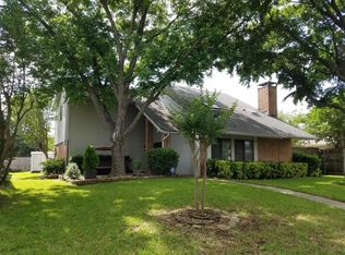 3118 Castle Rock Ln, Garland, TX 75044