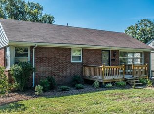 1006 Chilhowie E, Johnson City, TN 37601