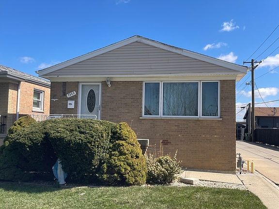 2nd image of 7843 Natchez Ave