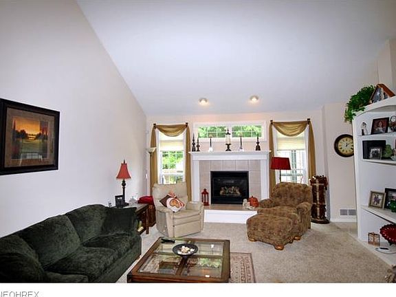 4th image of 21414 Woodview Cir