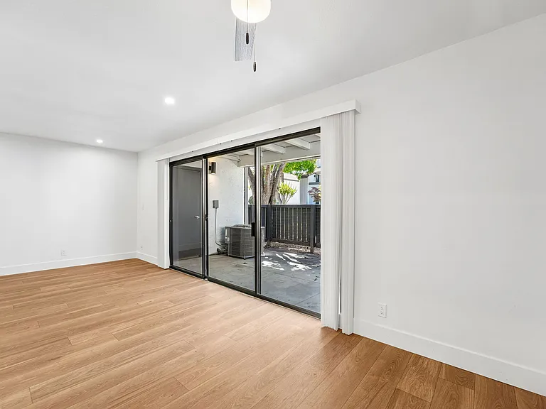 Summerwood Apartments — Photo 99
