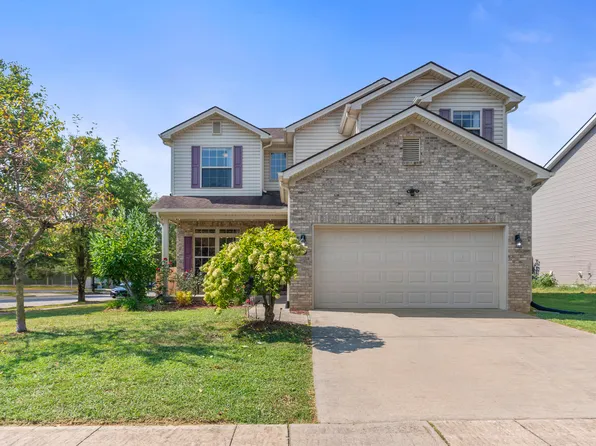 2040 Drummond Dr, Lexington, KY 40511