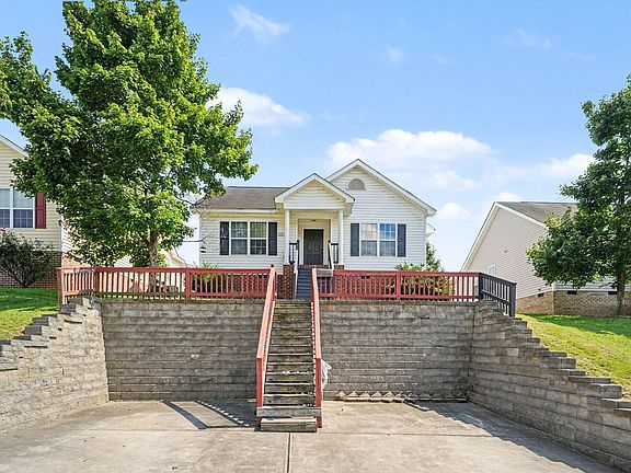 5th image of 1233 Sweetgrass St