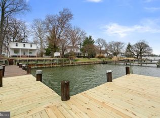 10 W Kingston Park, Middle River, MD 21220