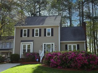 107 W Skyhawk Dr, Cary, NC 27513