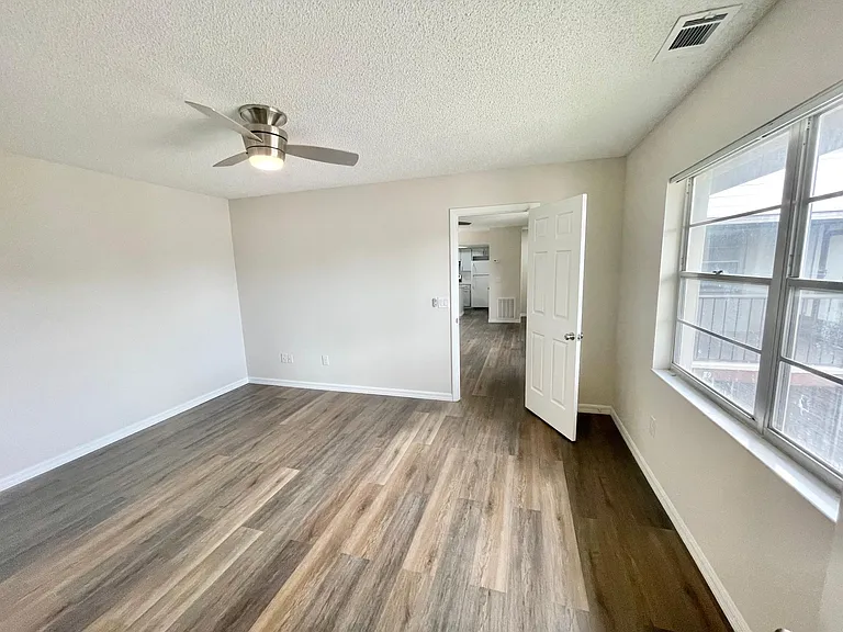 80 Windtree Ln #80 — Photo 17