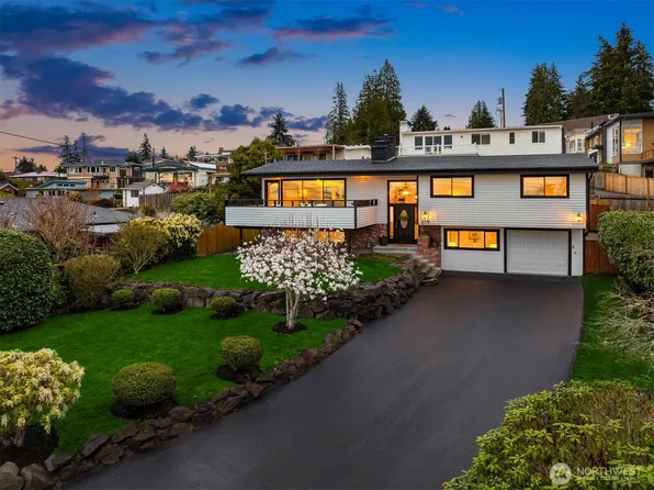 619 8th Avenue S, Edmonds, WA 98020