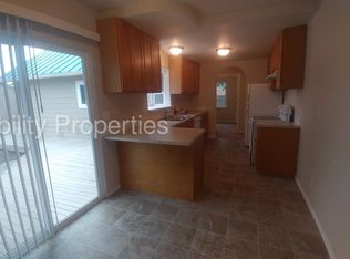 912 Cascade Ave, Shelton, WA 98584