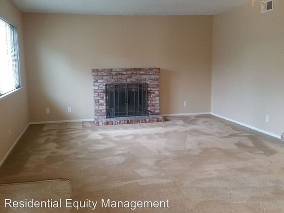 5th image of 6209 Carlow Dr APT 1