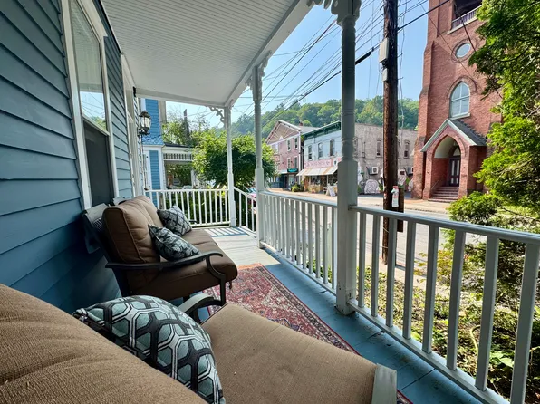 397 Main St #1, Rosendale, NY 12472