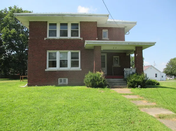203 S West St, Sadorus, IL 61872
