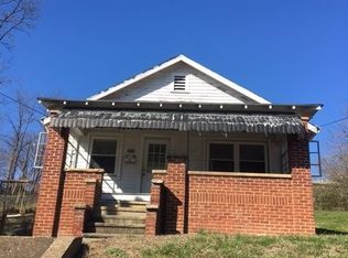 2934 Hollywood Pl, Huntington, WV 25705