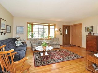 261 Morse Ave, Excelsior, MN 55331