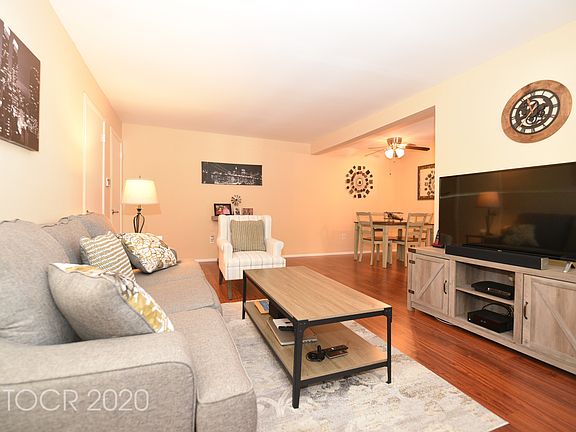 4th image of 9 Doxbury Ln