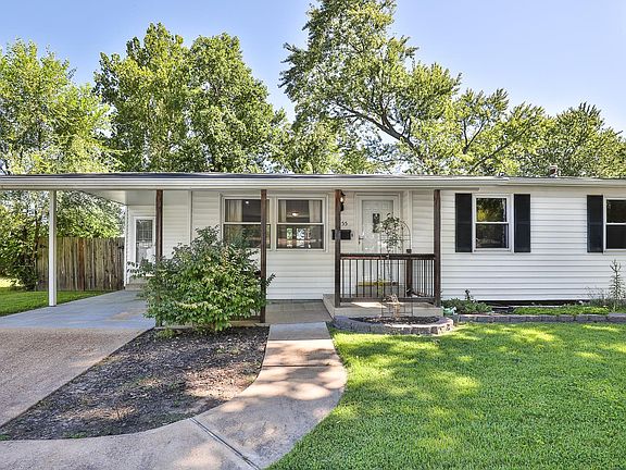 3rd image of 1055 Kingsbrook Ln