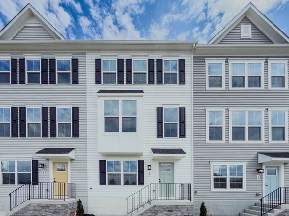 25 Oasis Ave